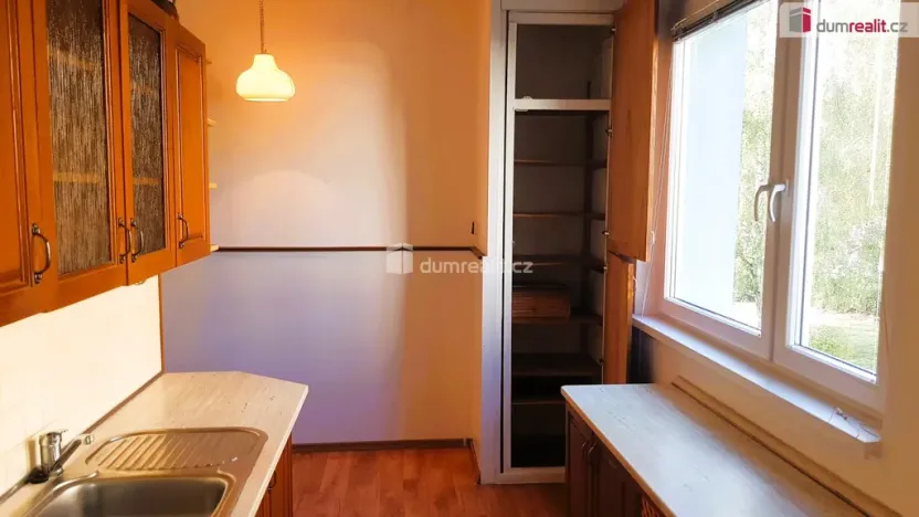 Prodej bytu 3+1, Rousínov, V Sídlišti, 74 m2