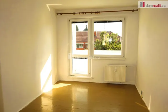 Prodej bytu 3+1, Rousínov, V Sídlišti, 74 m2