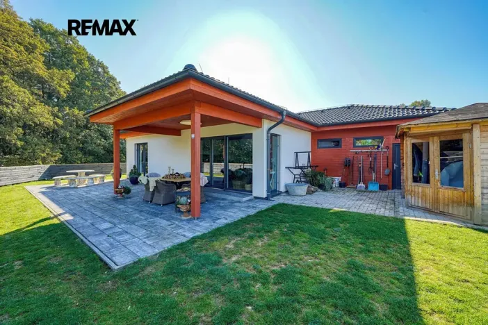 Prodej rodinného domu, Pomezí nad Ohří, 97 m2