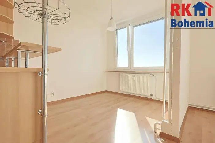 Pronájem bytu 3+1, Praha - Prosek, Vysočanská, 84 m2