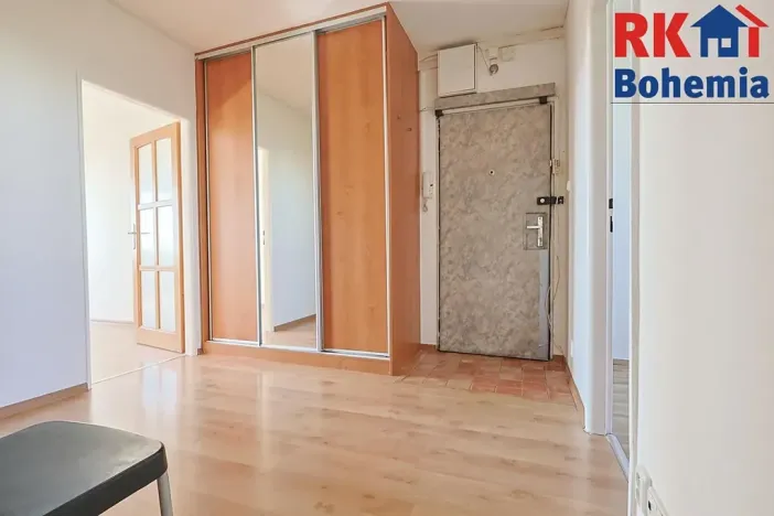 Pronájem bytu 3+1, Praha - Prosek, Vysočanská, 84 m2