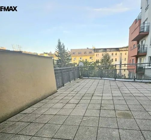 Pronájem bytu 2+kk, Praha - Košíře, Plzeňská, 40 m2
