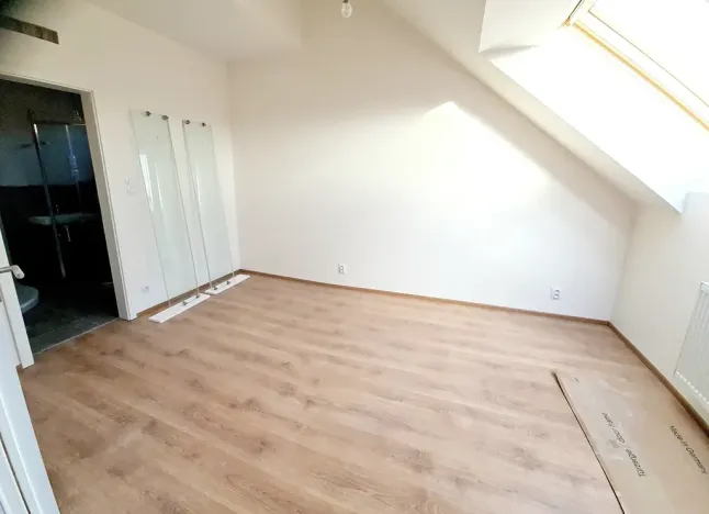 Pronájem bytu 4+kk, Praha - Dolní Chabry, Do rybníčků, 112 m2