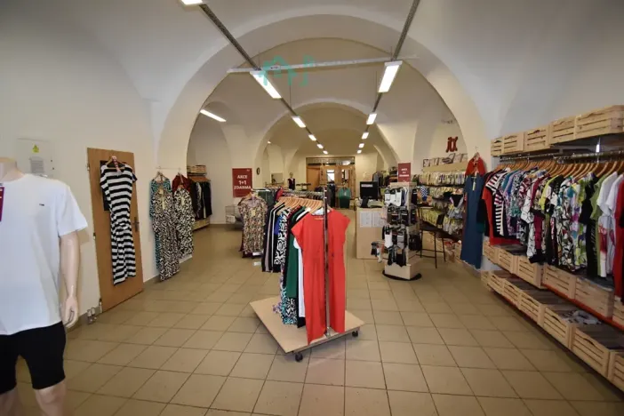 Pronájem obchodního prostoru, Chrudim, Štěpánkova, 120 m2