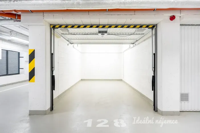 Pronájem bytu 3+kk, Praha - Hlubočepy, Fabiánové, 64 m2