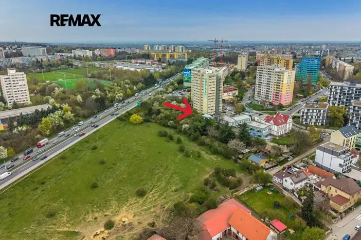 Prodej kanceláře, Praha - Střížkov, Děčínská, 45 m2