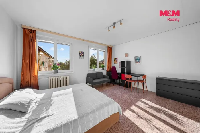 Prodej bytu 1+kk, Ústí nad Labem - Bukov, Dukelských hrdinů, 30 m2