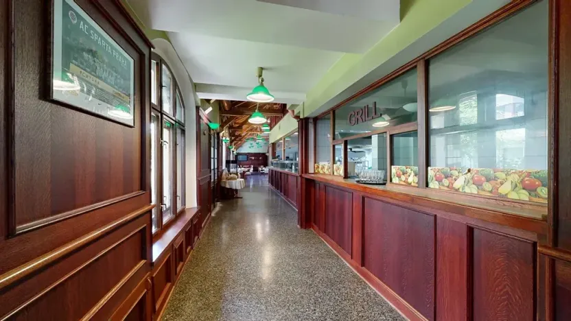 Dražba restaurace, Praha - Holešovice, Jankovcova, 1096 m2