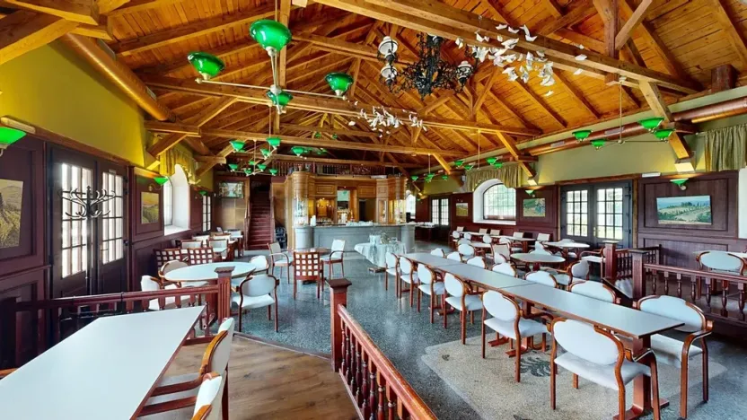 Dražba restaurace, Praha - Holešovice, Jankovcova, 1096 m2