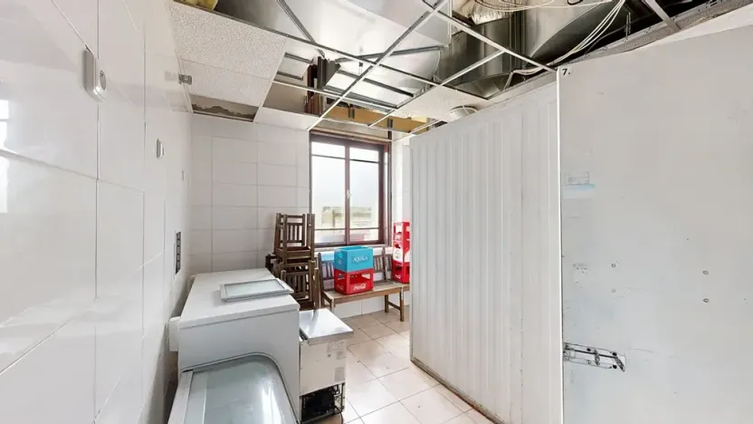 Dražba restaurace, Praha - Holešovice, Jankovcova, 1096 m2