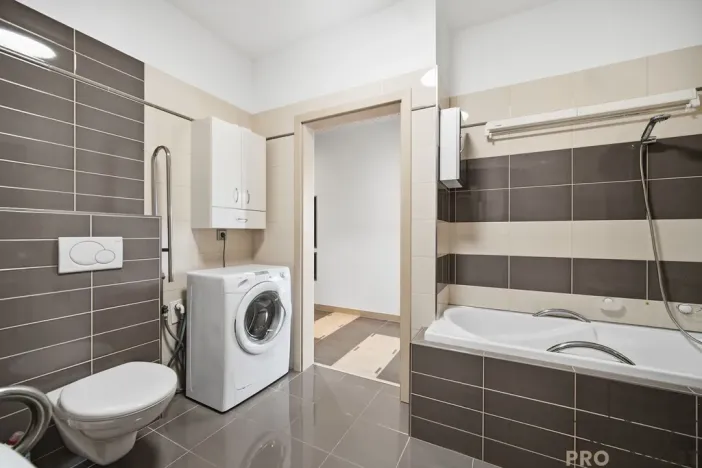Pronájem bytu 2+kk, Pardubice, Dubinská, 73 m2