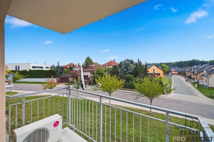Pronájem bytu 2+kk, Pardubice, Dubinská, 73 m2