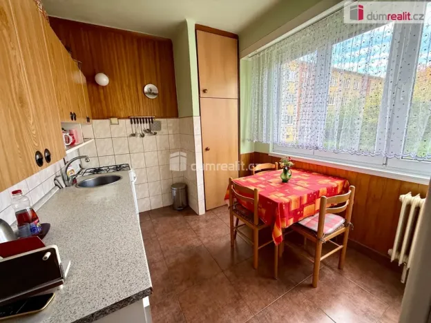 Pronájem bytu 2+1, Kralupy nad Vltavou - Lobeček, Družstevní, 54 m2