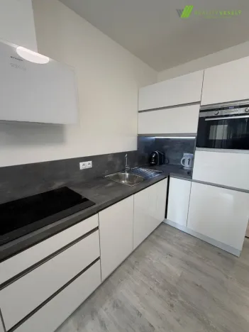 Pronájem bytu 1+kk, Hodonín, Očovská, 25 m2