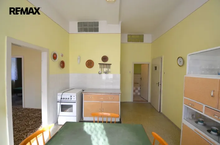 Prodej obchodního prostoru, Uničov, Litovelská, 90 m2