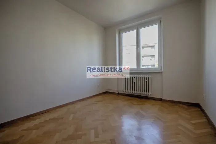 Pronájem bytu 3+1, Plzeň, Pod Záhorskem, 77 m2