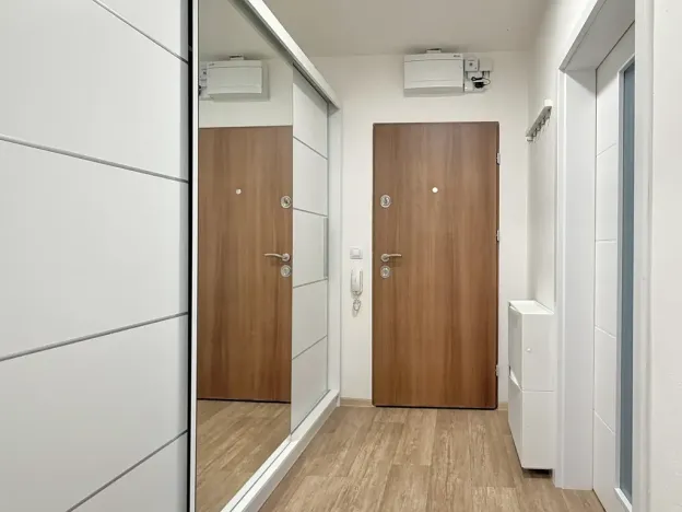 Pronájem bytu 3+1, Brno, Strnadova, 60 m2