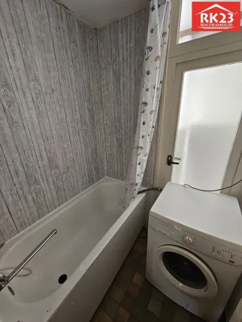 Pronájem bytu 2+1, Mariánské Lázně - Úšovice, Hroznatova, 48 m2