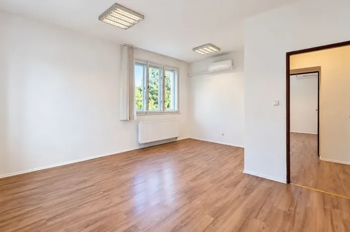 Prodej činžovního domu, Praha - Libeň, Davídkova, 558 m2