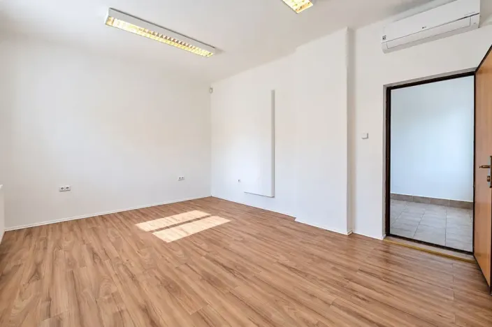 Prodej činžovního domu, Praha - Libeň, Davídkova, 558 m2