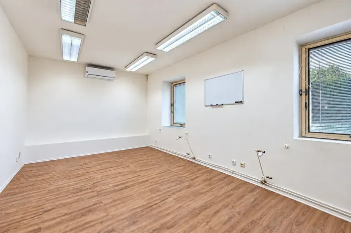 Prodej činžovního domu, Praha - Libeň, Davídkova, 558 m2
