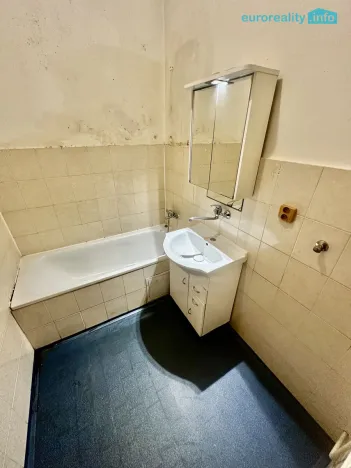 Prodej bytu 1+1, Nejdek, sídliště 9. května, 40 m2