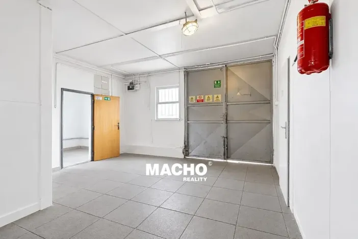 Pronájem skladu, Chrášťany, K Vodojemu, 472 m2