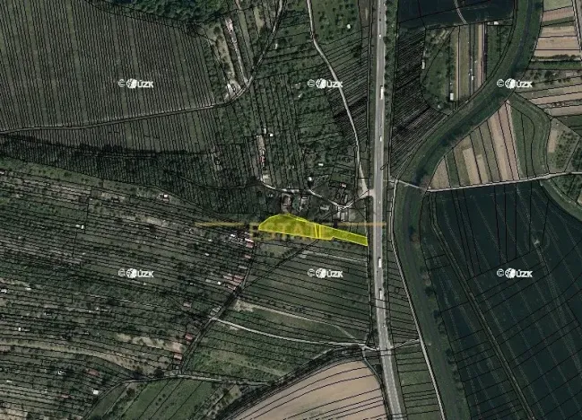 Prodej pole, Uherský Brod, 2523 m2