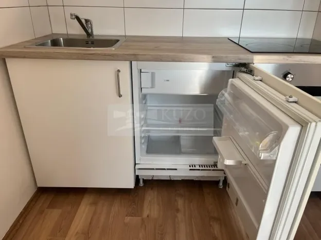 Pronájem bytu 2+kk, Praha, Pod Sychrovem I, 30 m2