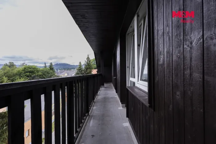 Pronájem obchodního prostoru, Nový Bor, Tržní náměstí, 108 m2