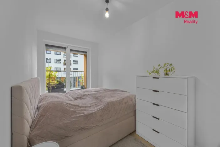 Prodej bytu 4+kk, Praha - Uhříněves, Jindřicha Bubeníčka, 76 m2