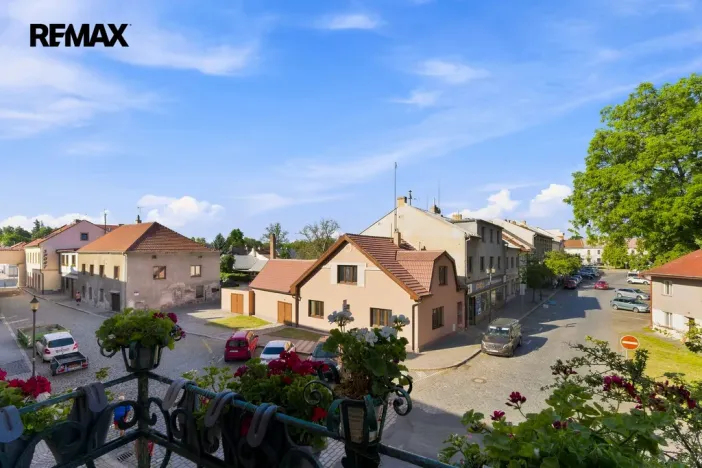 Prodej rodinného domu, Český Brod, nám. Arnošta z Pardubic, 150 m2