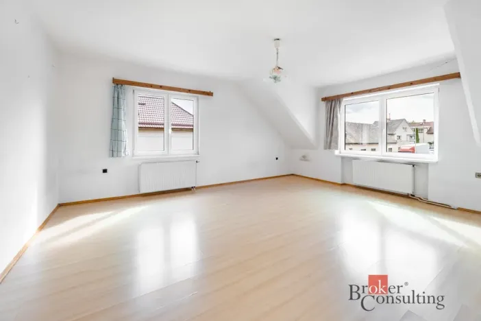 Prodej rodinného domu, Březnice, Za sokolovnou, 236 m2