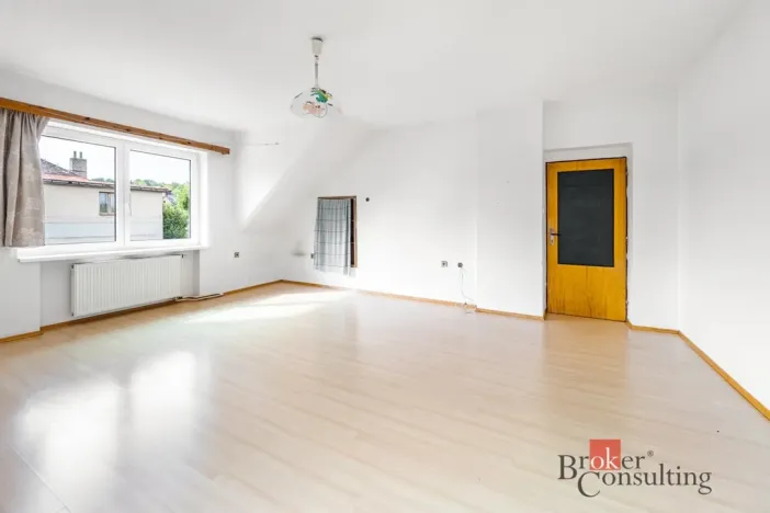 Prodej rodinného domu, Březnice, Za sokolovnou, 236 m2