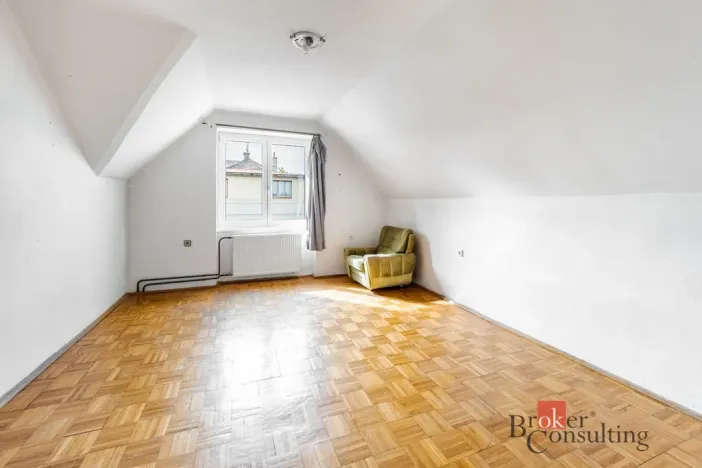 Prodej rodinného domu, Březnice, Za sokolovnou, 236 m2