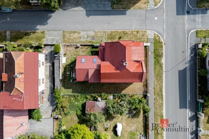 Prodej rodinného domu, Březnice, Za sokolovnou, 236 m2
