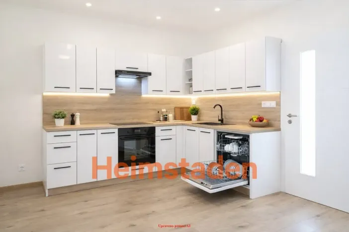 Pronájem bytu 3+kk, Havířov - Město, Hlavní třída, 53 m2