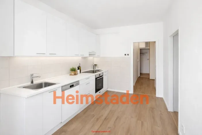 Pronájem bytu 2+1, Ostrava - Poruba, Hlavní třída, 54 m2