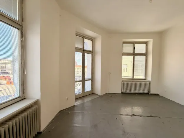 Pronájem bytu 3+1, Plzeň - Vnitřní Město, Zbrojnická, 121 m2