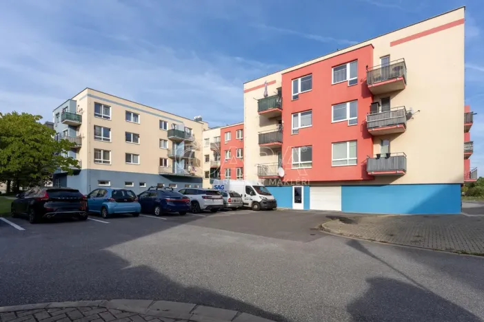 Pronájem bytu 1+kk, Strakonice - Strakonice I, Jezerní, 31 m2