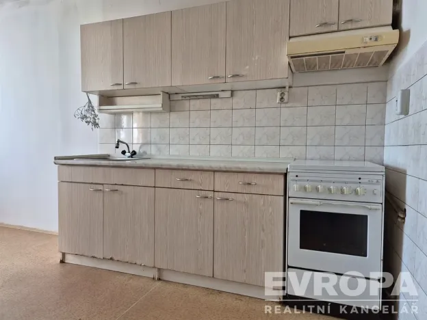 Pronájem bytu 5+1, Praha - Vinoř, Uherská, 100 m2