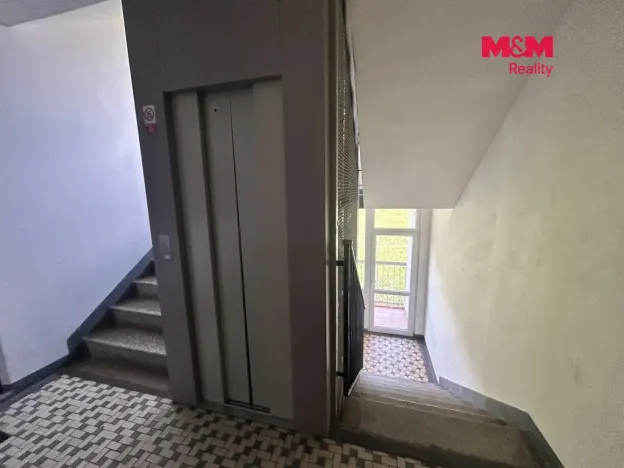 Pronájem bytu 1+1, Ústí nad Labem - Severní Terasa, Jizerská, 35 m2