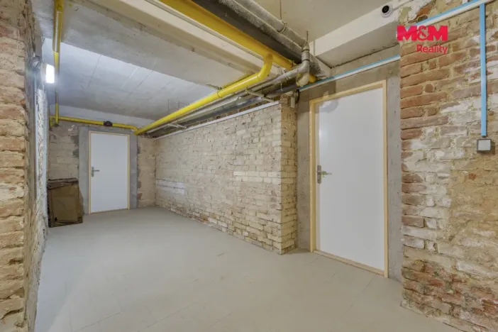 Prodej skladu, Praha, Jugoslávských partyzánů, 16 m2
