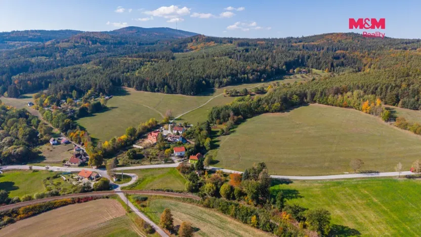 Prodej pozemku pro bydlení, Zlatá Koruna - Plešovice, 1647 m2