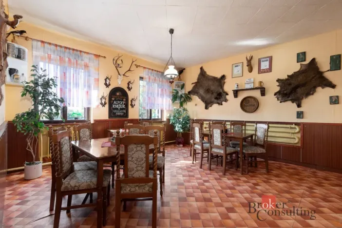 Prodej restaurace, Horní Město - Rešov, 308 m2