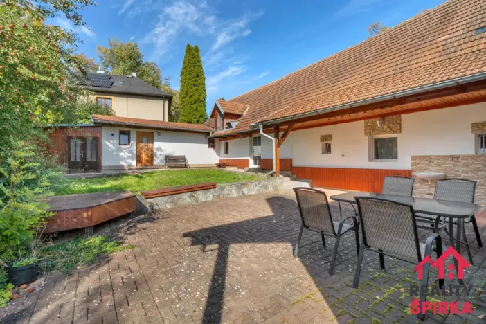 Prodej rodinného domu, Lukavice, 213 m2