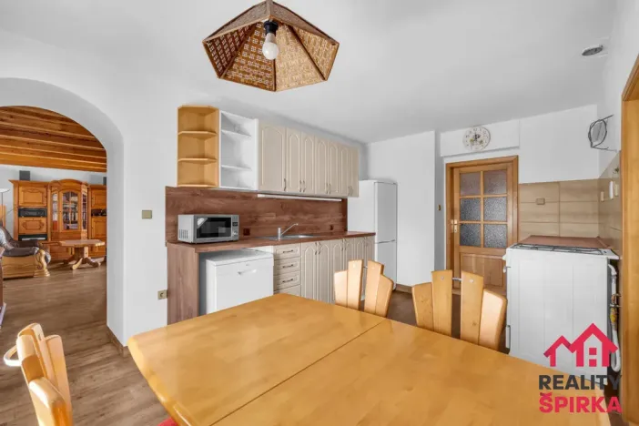 Prodej rodinného domu, Lukavice, 213 m2