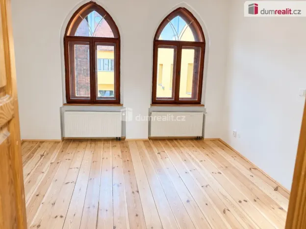 Pronájem bytu 3+1, Roudnice nad Labem, Náměstí Jana z Dražic, 120 m2
