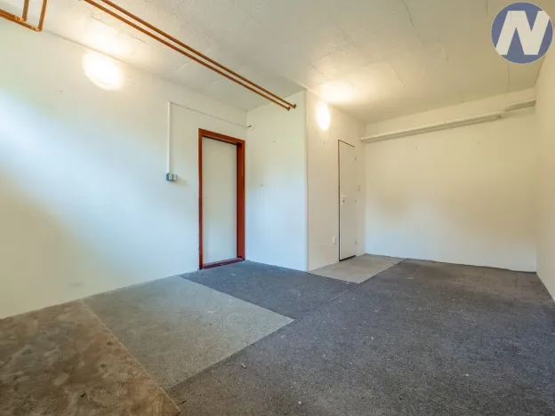 Pronájem komerční nemovitosti, Chroboly, 21 m2