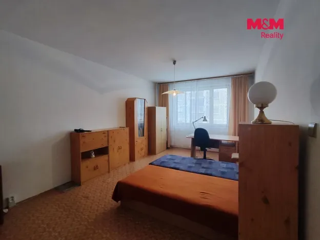 Pronájem bytu 1+1, Sokolov, Křížová, 40 m2